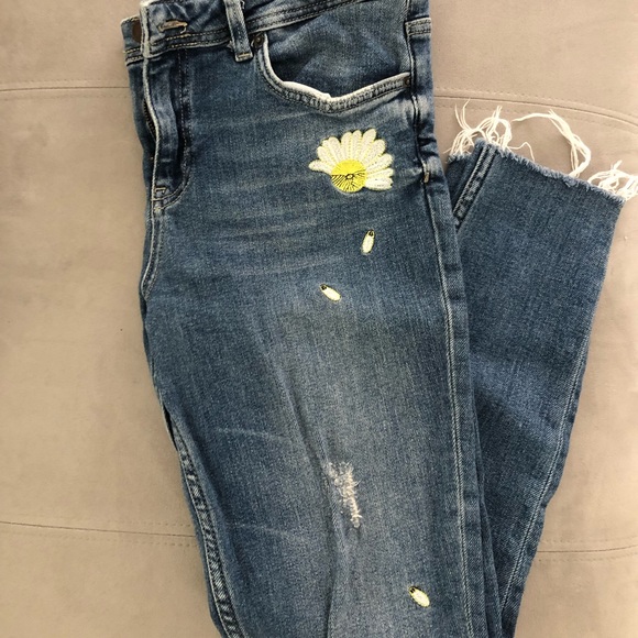 Zara Denim - Zara mid-blue embroidered denim